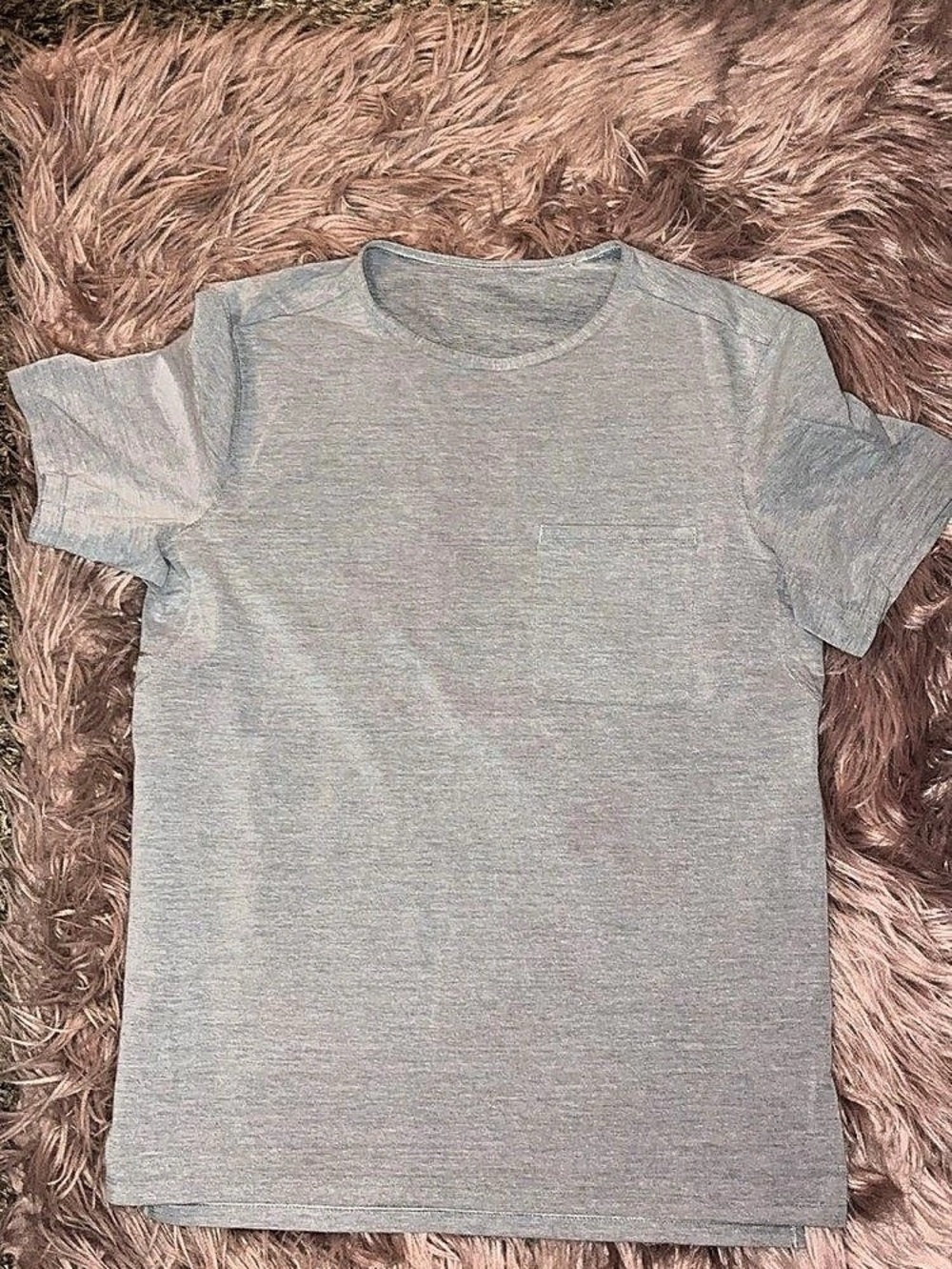 Lululemon Chest Pocket Relaxed Fit Tee Men's Gray